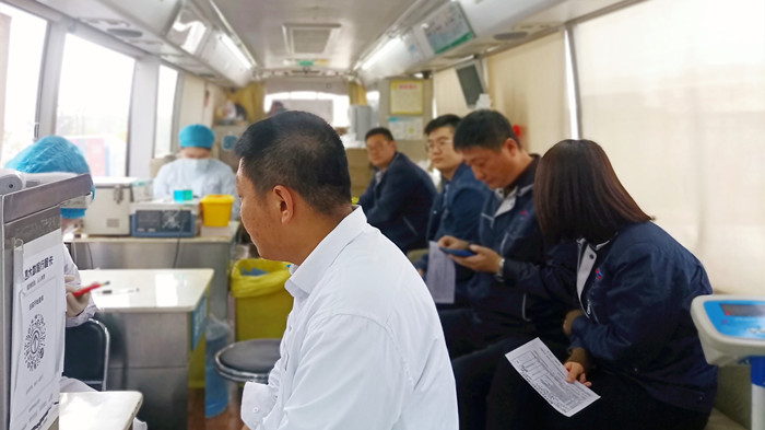 沈陽航空產(chǎn)業(yè)集團(tuán)組織員工開展“獻(xiàn)熱血、踐初心”無償獻(xiàn)血活動(dòng)